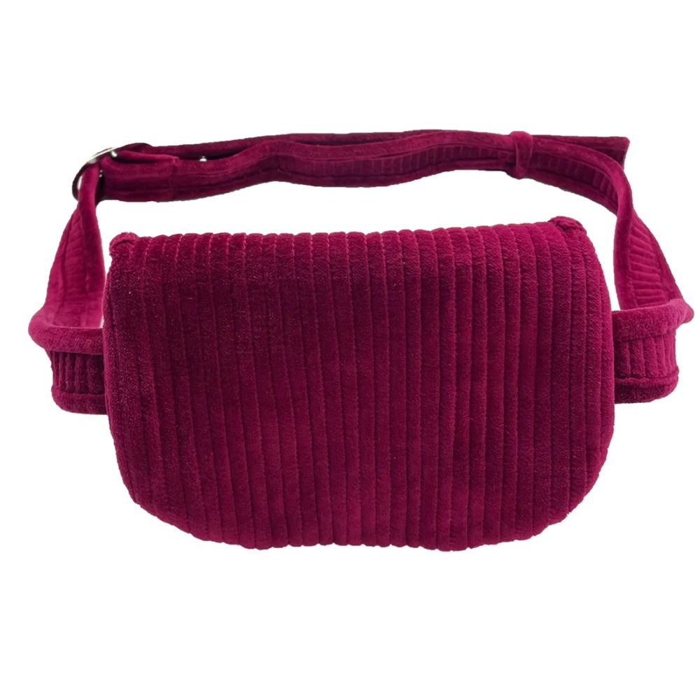 NWT The Quilted Koala Velvet Adjustable Belt Bag Magenta